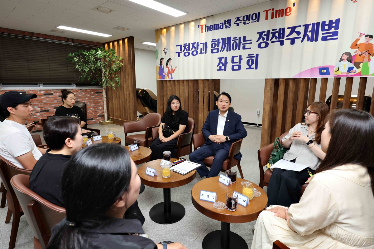 김찬진 인천 동구청장, 주민들과 'Thema별 주민의 Time' 첫 좌담회 개최