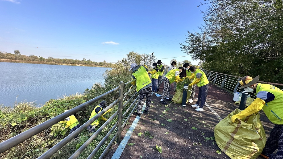 KGM, 평택시 내리문화공원 일대 환경 정화활동 실시