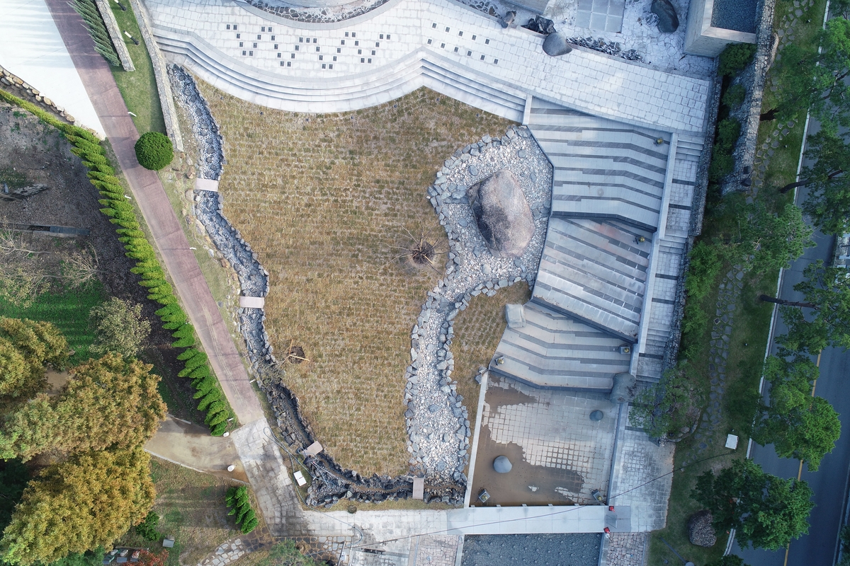 명품 소나무숲, 다시 깨어나…하동 송림공원, 새 단장