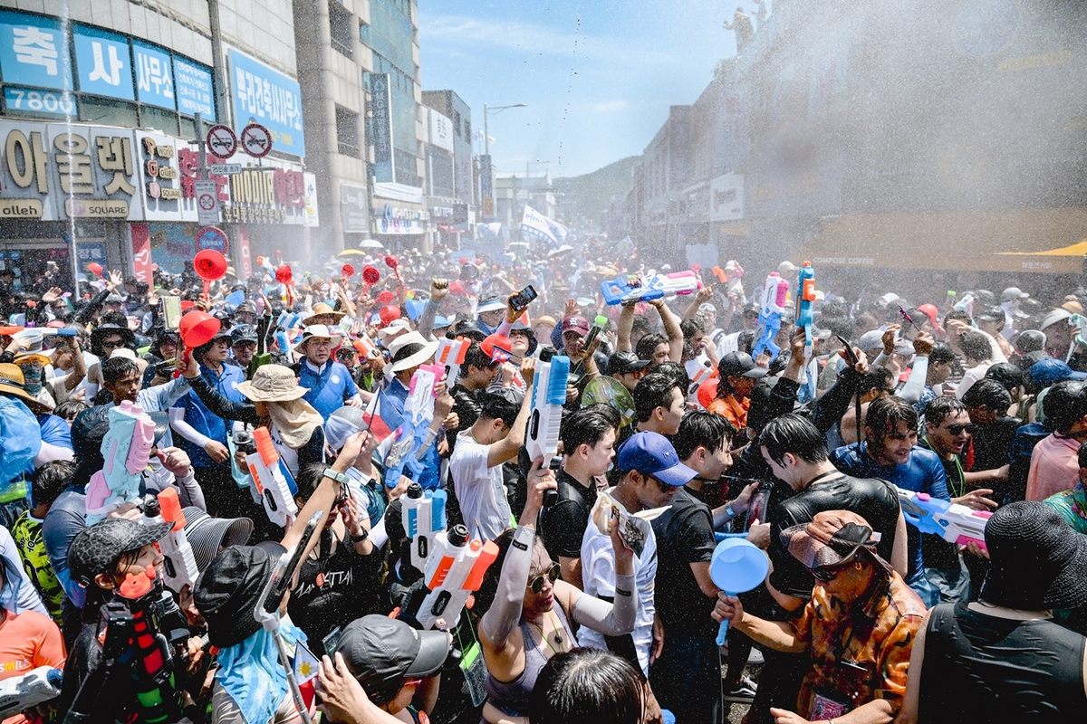 장흥 물축제, '전남이 선택한 1위' 대표축제 최우수 선정