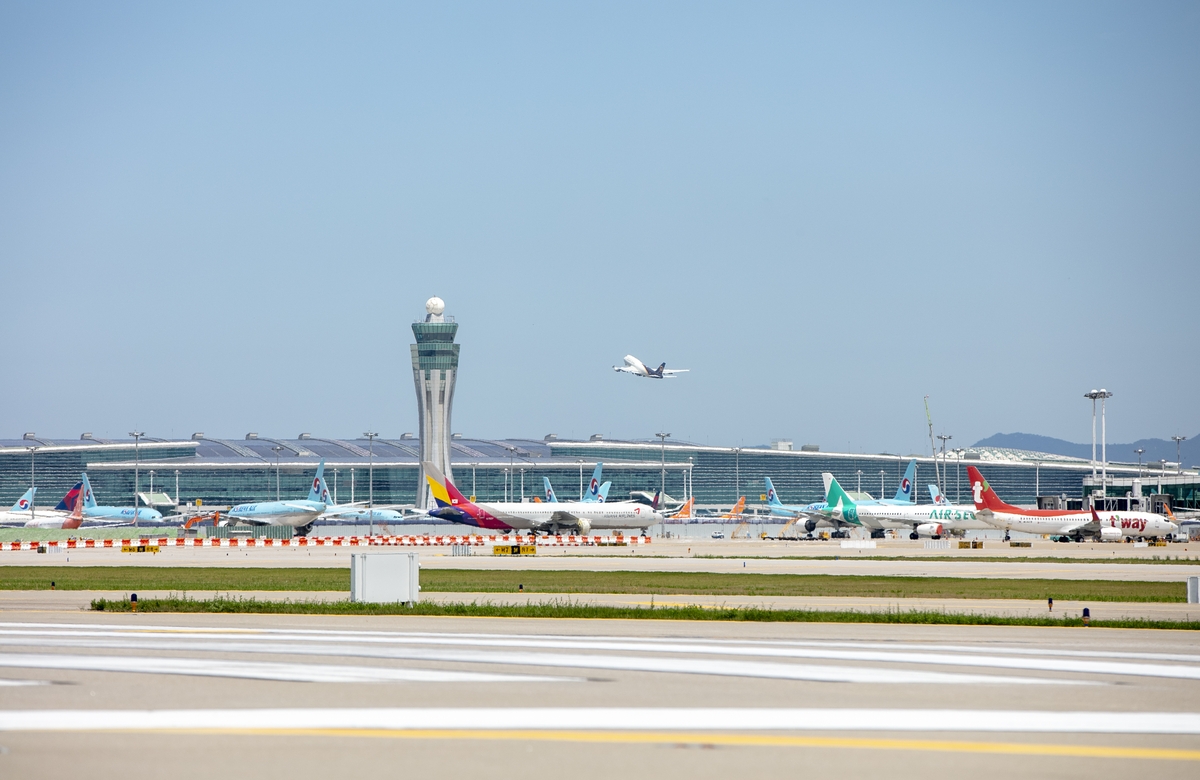 인천공항, 개항 이후 처음으로 100개 항공사 취항