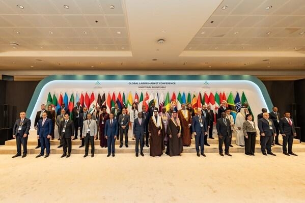 [PRNewswire] 제3회 글로벌 노동시장 콘퍼런스, 90건의 협약 체결
