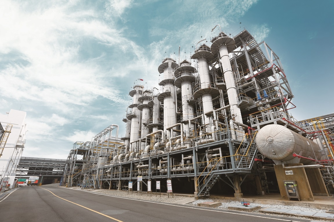 금호석유화학그룹, 불확실성의 파고 속 경쟁력으로 길을 찾다