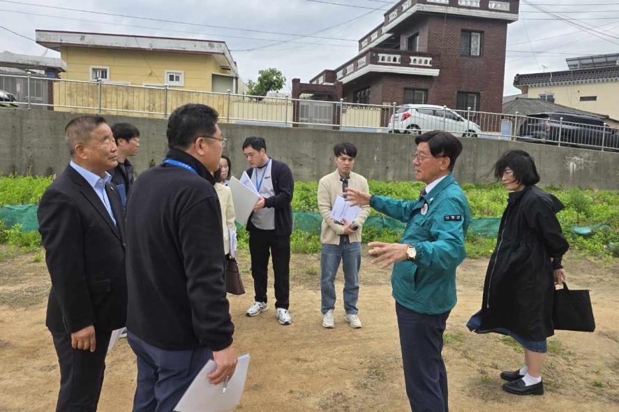 기장군, 보훈회관 건립 박차…신축부지 현장점검 나서