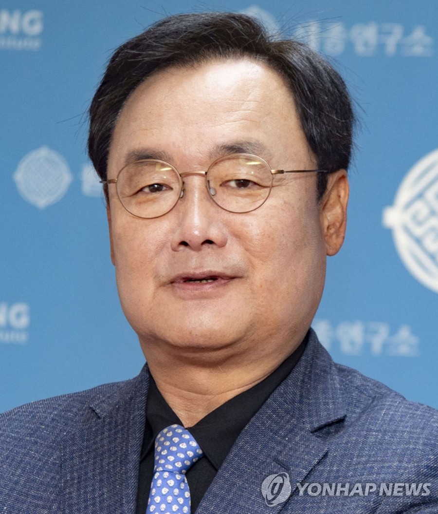 이용준 세종연구소 이사장