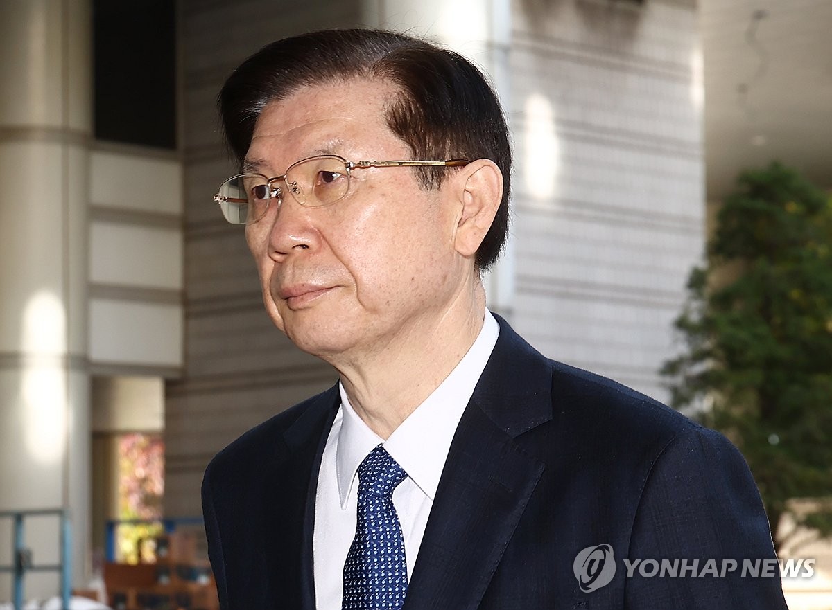 증인으로 윤석열 재판 출석하는 박종준 전 경호처장