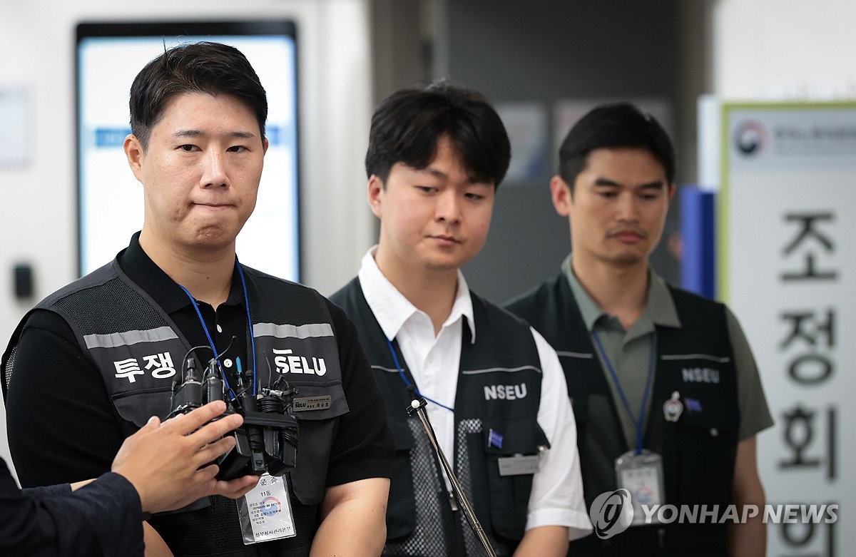 질문받는 삼성그룹 초기업노동조합 삼성전자지부 최승호 위원장