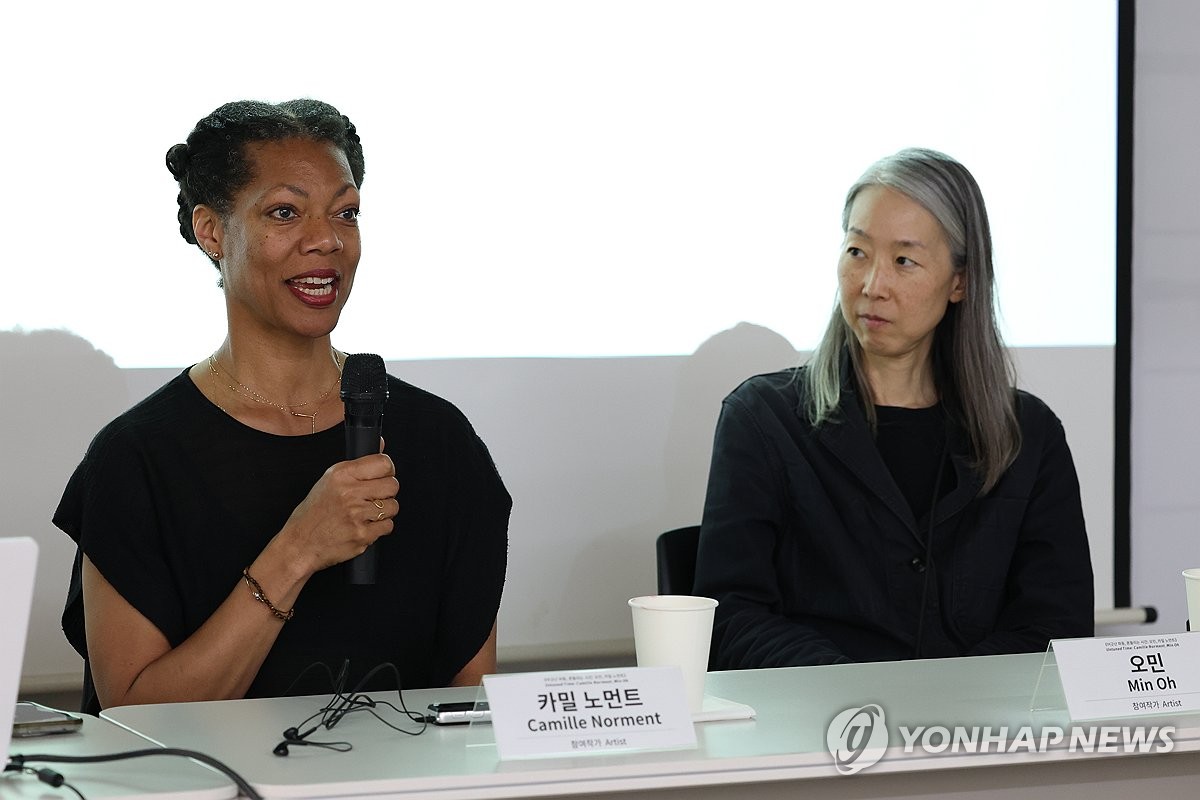 아르코미술관 '어긋난 파동, 흔들리는 시간 : 오민, 카밀 노먼트' 전시 기자간담회
