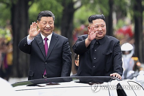 김정은 북한 국무위원장과 시진핑 중국 국가주석
