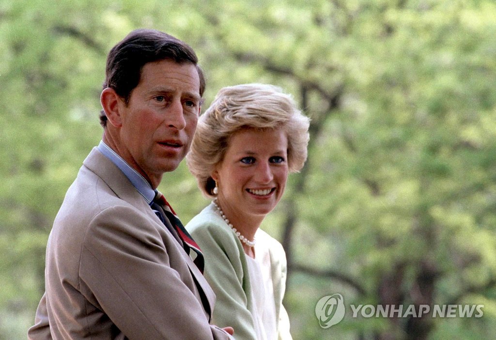 1990년 5월 찰스 왕세자와 다이애나비의 모습