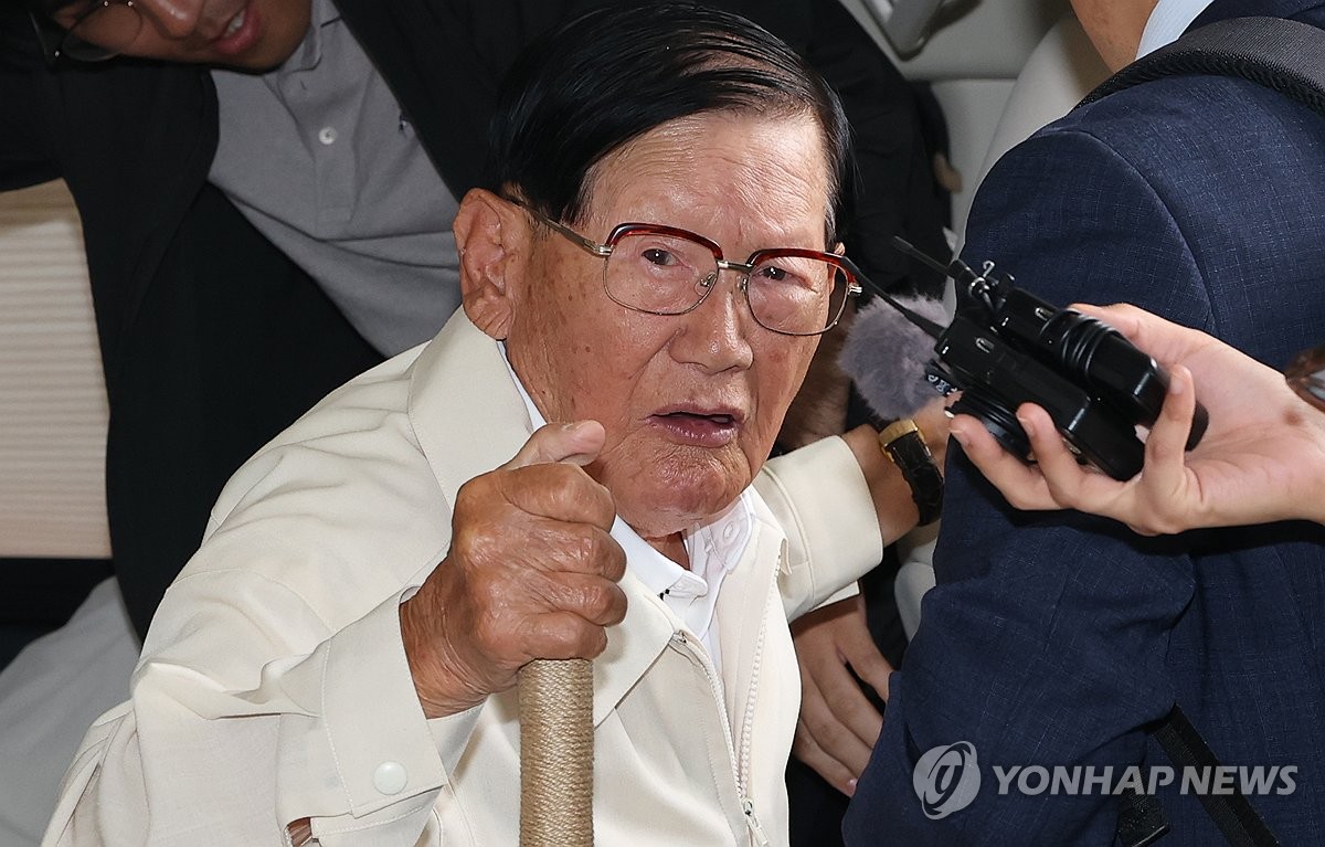 이만희 신천지 총회장 소환 조사