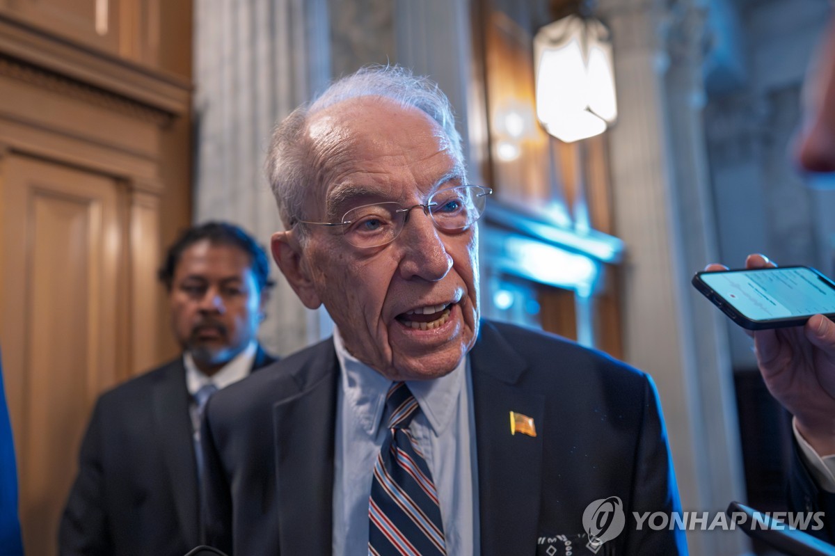 척 그래슬리