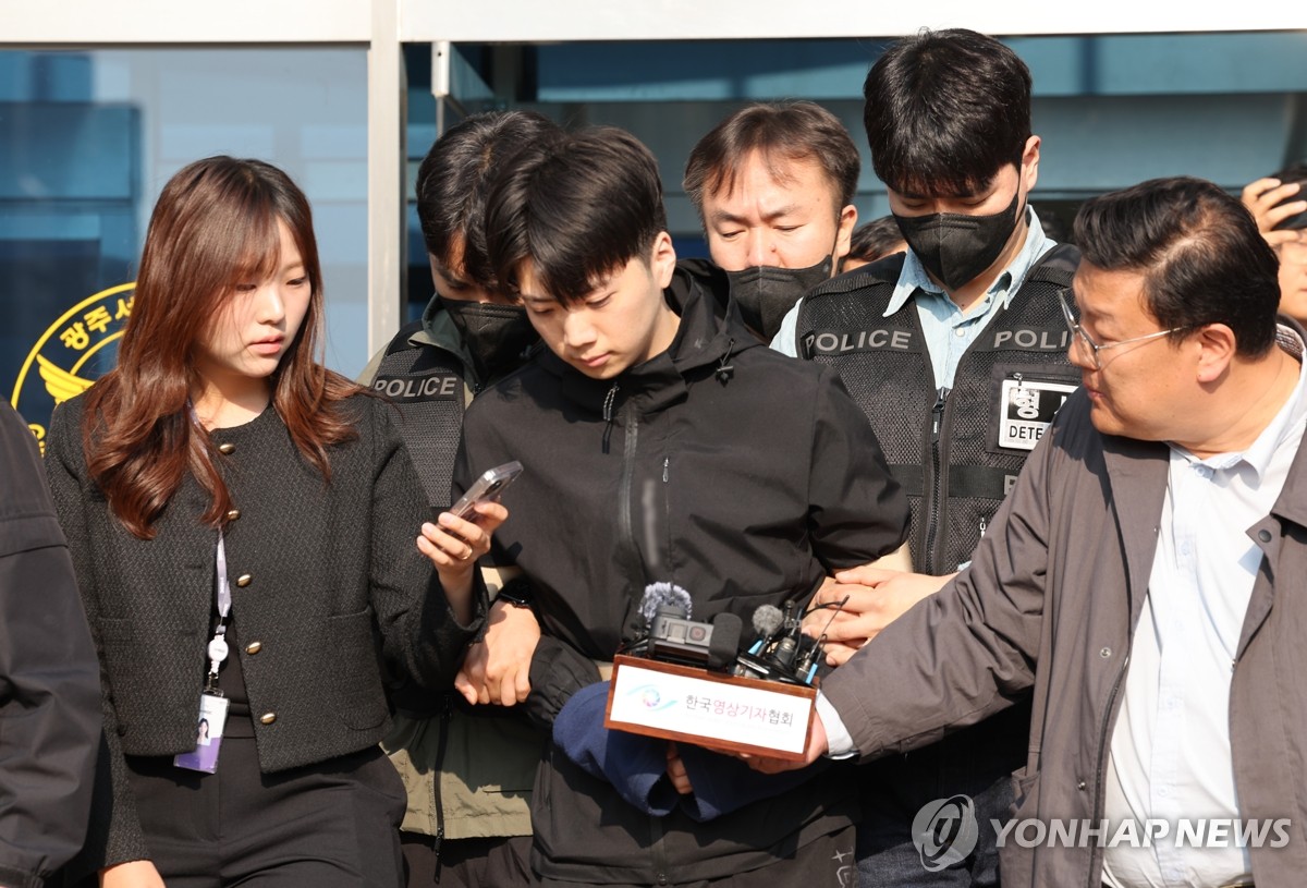 광주 '여고생 흉기 살인' 장윤기 검찰 송치