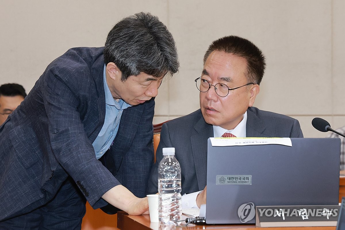 대화하는 선관위 국조특위 여야 간사