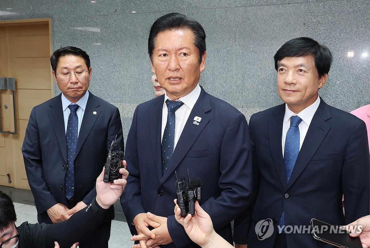 발언하는 정청래 전 대표