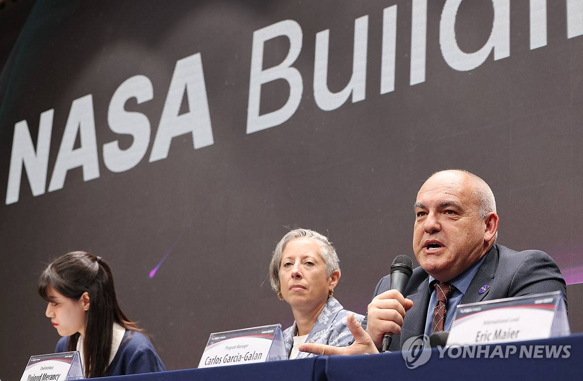 한국 찾은 NASA 달 기지 건설 총괄