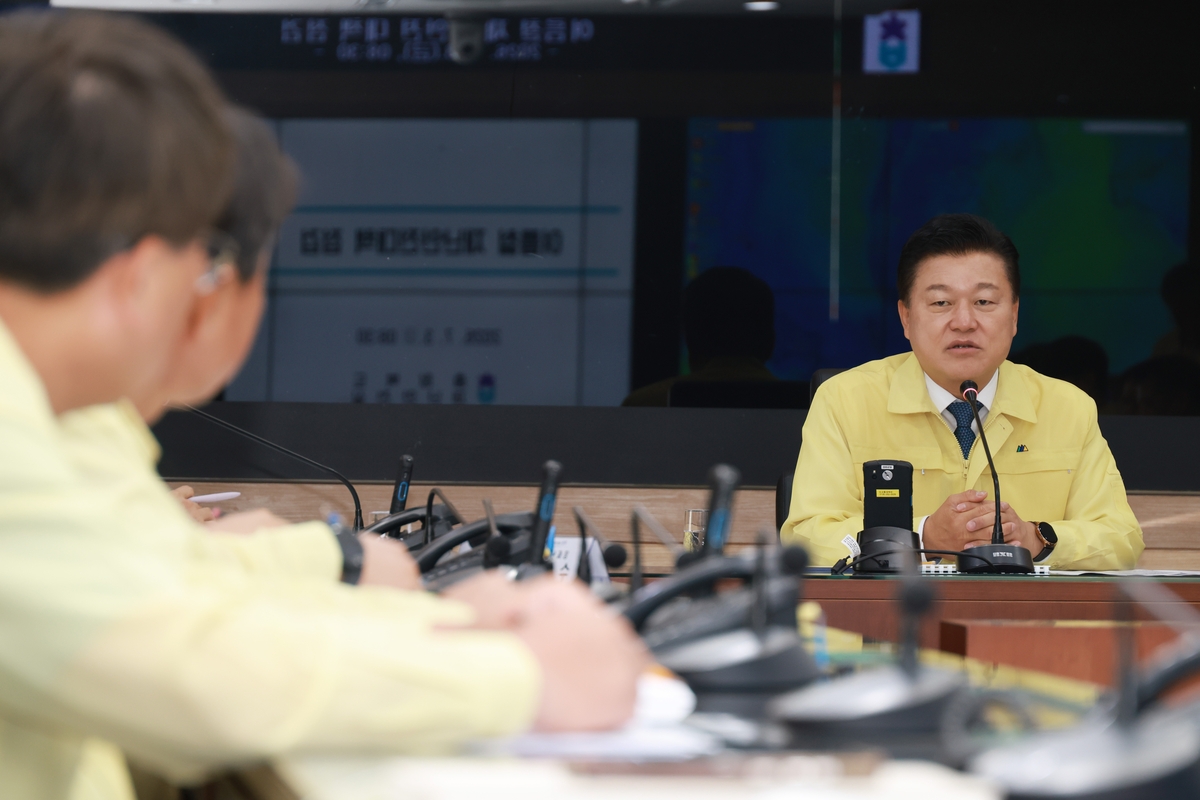 신용한 충북도지사, '사각지대 없는 안심특별도' 시동