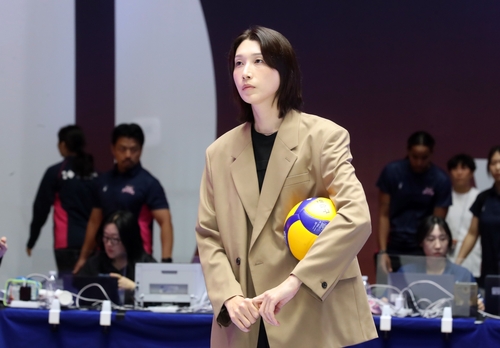 시구자로 나선 김연경