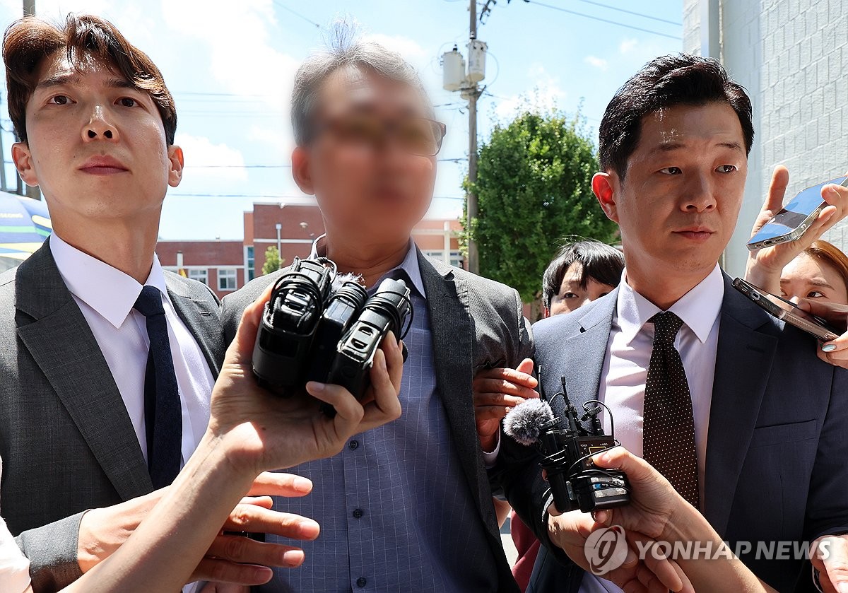 영장실질심사 마친 장윤기 사건 전 형사과장