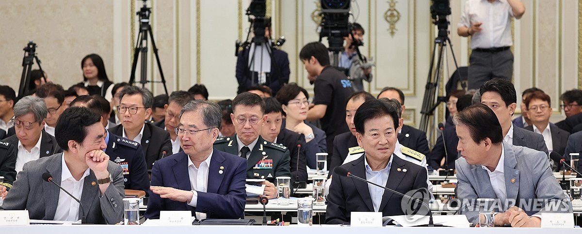 업무보고 참석한 국방부·외교부·통일부·국가보훈부 장관