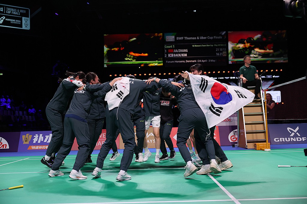 우버컵 우승 트로피 들어올린 한국 여자 배드민턴