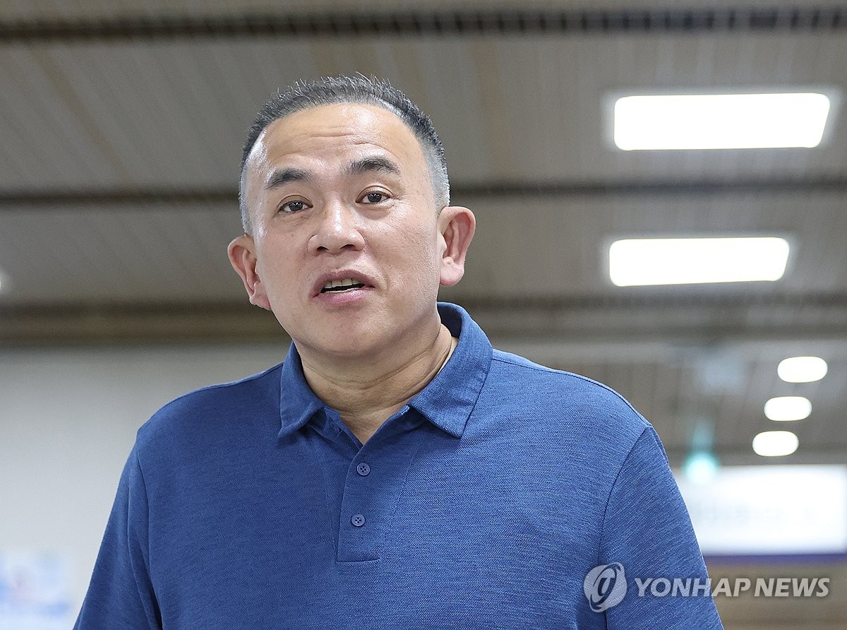 증인출석하는 명태균