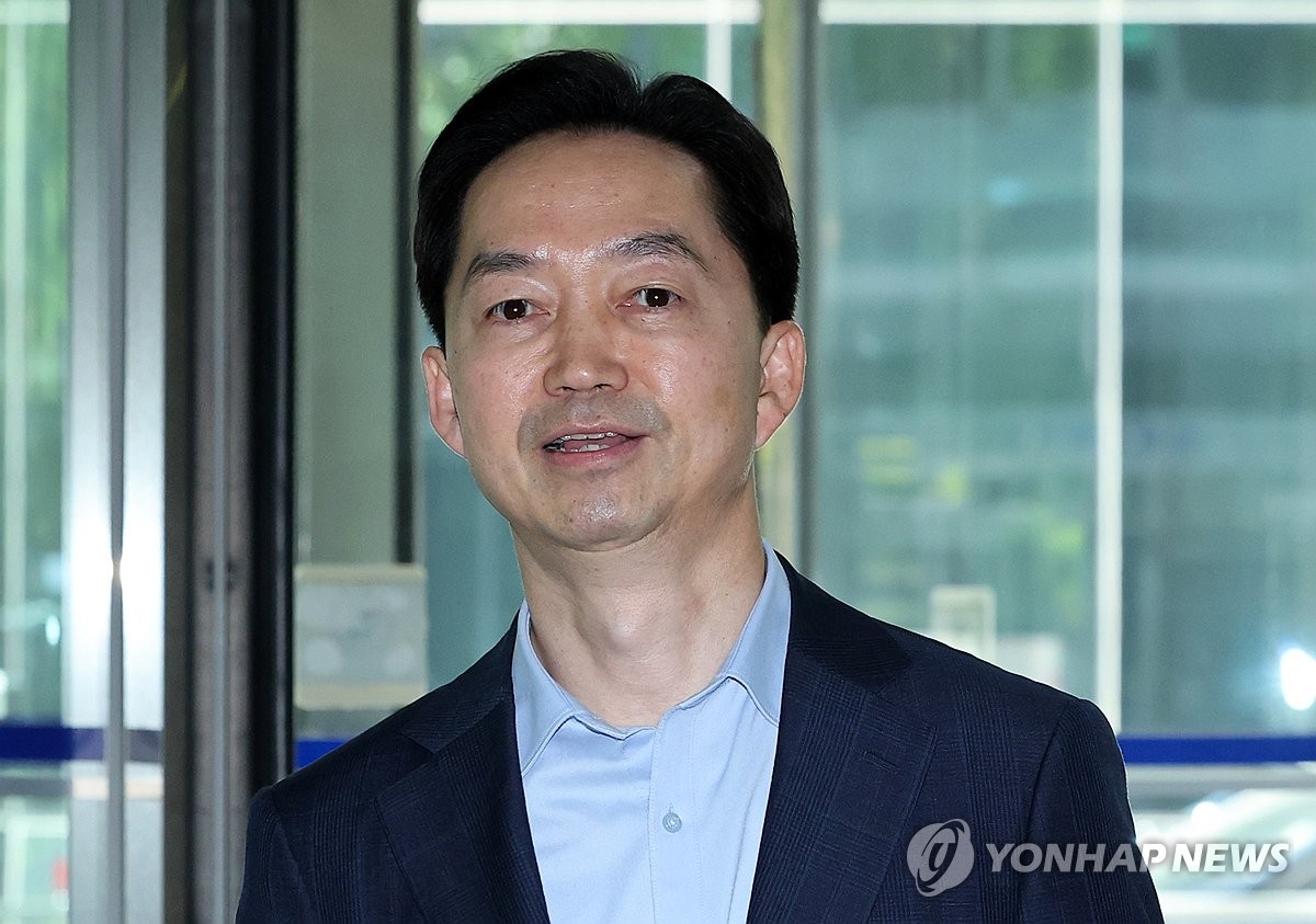 출근하는 김지용 중수청장 후보자