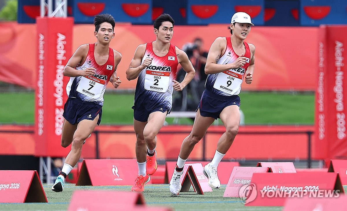 역주하는 남자 근대5종