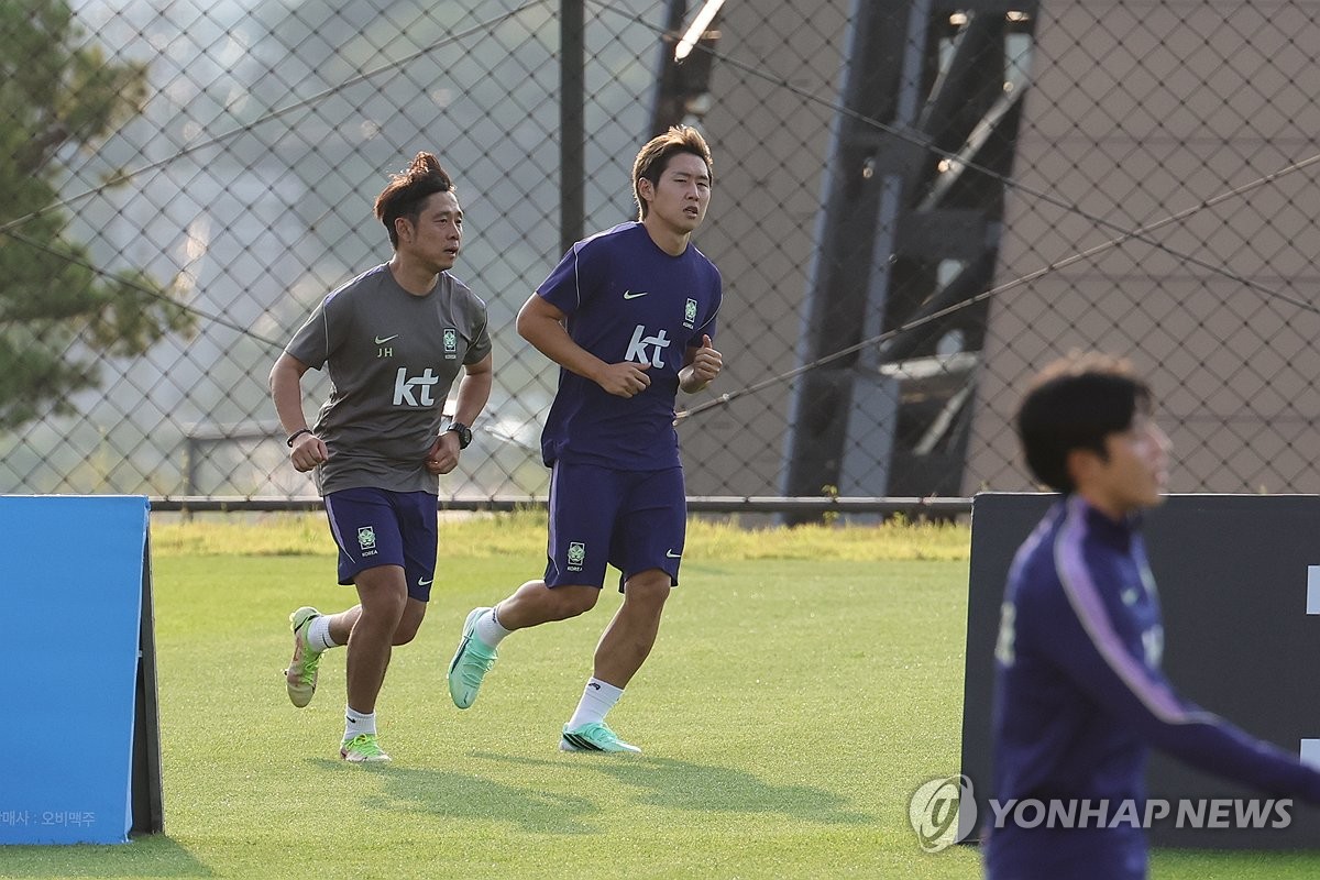 회복훈련 하는 이강인