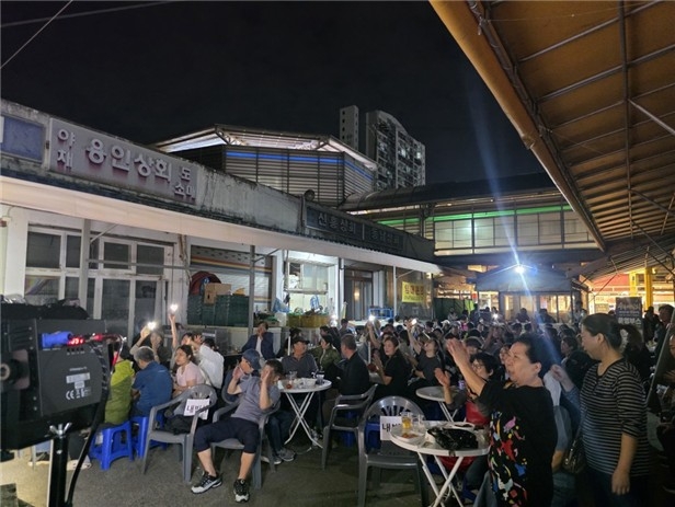 강북구 수유전통시장에서 열린 야장 행사